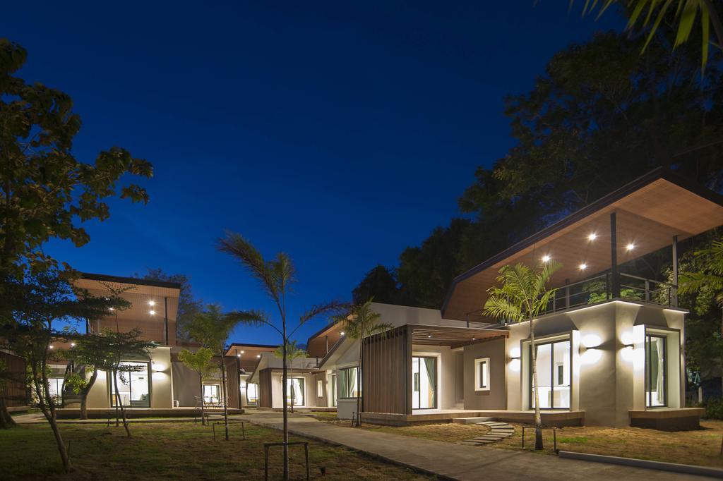 Sea Space Villa Phuket Rawai Exterior foto